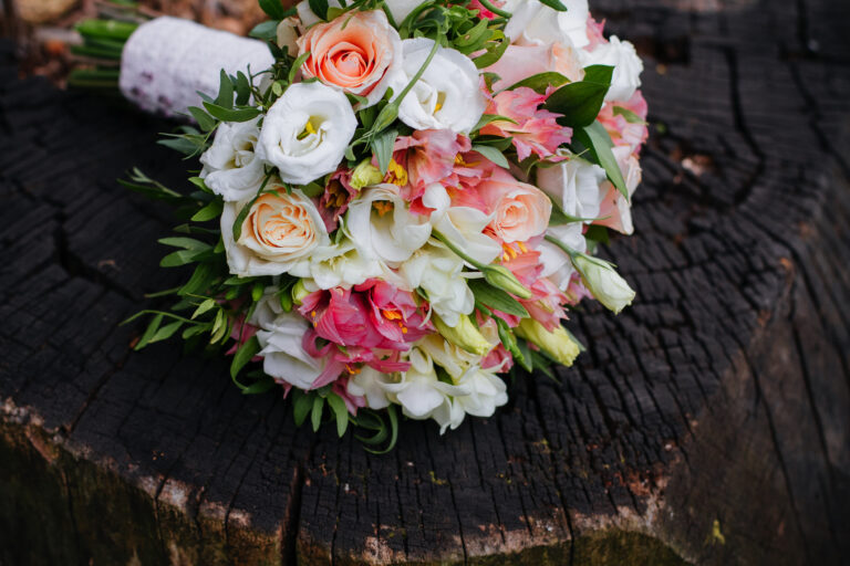 Jakie kwiaty na&nbsp;wesele do&nbsp;bukietu?