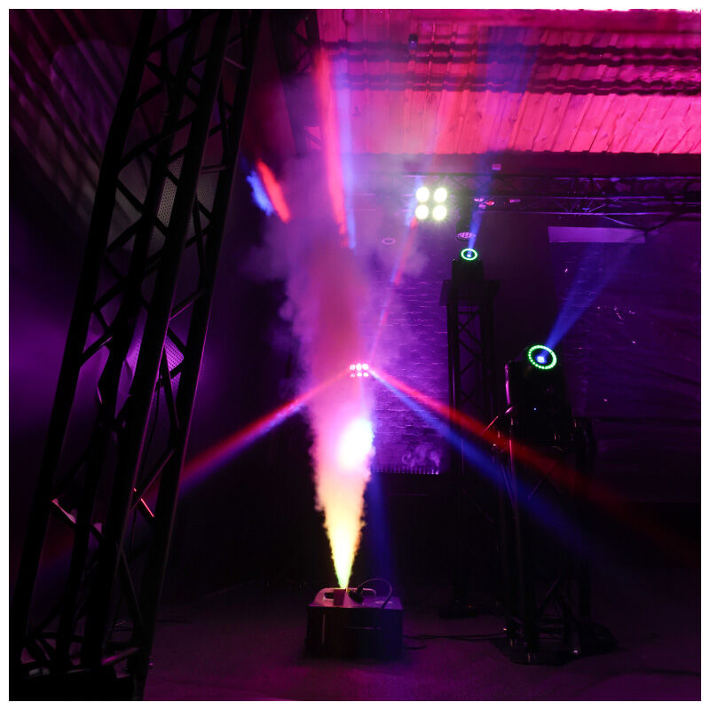 LIGHT4ME JET 1500 LED – pionowa wytwornica dymu 1500W RGB DMX + pilot - obrazek 3